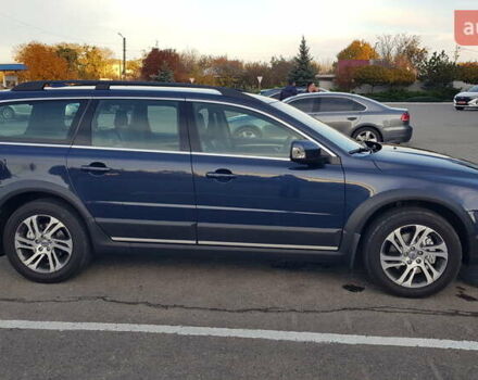 Синий Вольво ХС70, объемом двигателя 2.4 л и пробегом 225 тыс. км за 14750 $, фото 4 на Automoto.ua