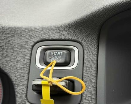 Синій Вольво ХС70, об'ємом двигуна 2.4 л та пробігом 202 тис. км за 16700 $, фото 32 на Automoto.ua