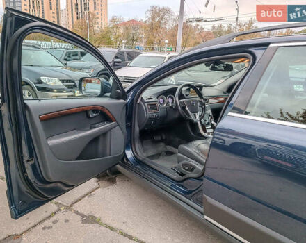 Синий Вольво ХС70, объемом двигателя 2.4 л и пробегом 264 тыс. км за 16990 $, фото 17 на Automoto.ua