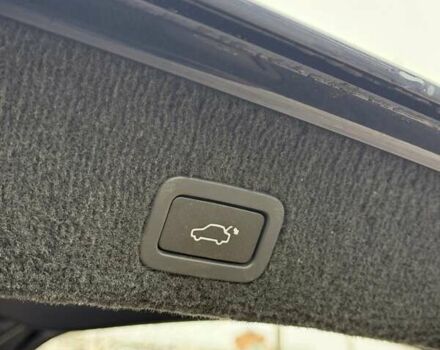 Синій Вольво ХС70, об'ємом двигуна 2.4 л та пробігом 202 тис. км за 16700 $, фото 12 на Automoto.ua