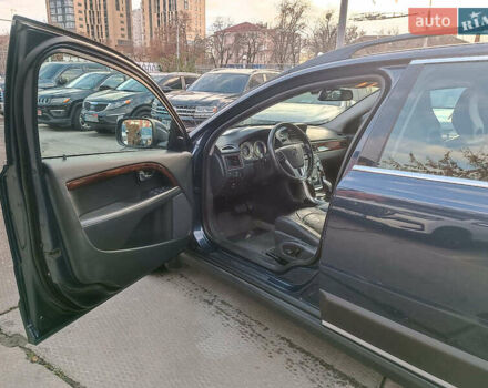 Синий Вольво ХС70, объемом двигателя 2.4 л и пробегом 264 тыс. км за 15990 $, фото 16 на Automoto.ua