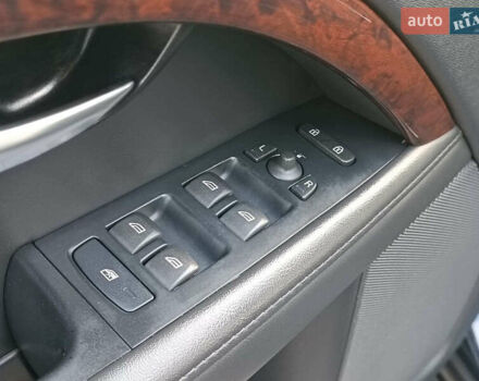 Синий Вольво ХС70, объемом двигателя 2.4 л и пробегом 264 тыс. км за 15990 $, фото 20 на Automoto.ua