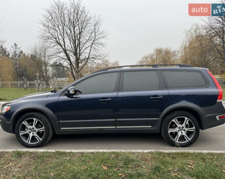 Синий Вольво ХС70, объемом двигателя 2.4 л и пробегом 235 тыс. км за 17900 $, фото 6 на Automoto.ua