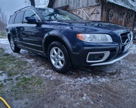 Синий Вольво ХС70, объемом двигателя 2.4 л и пробегом 248 тыс. км за 7900 $, фото 1 на Automoto.ua