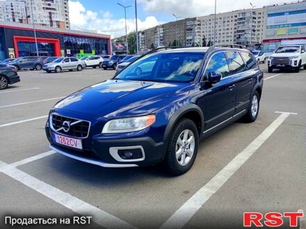 Синий Вольво ХС70, объемом двигателя 2.4 л и пробегом 283 тыс. км за 7500 $, фото 1 на Automoto.ua