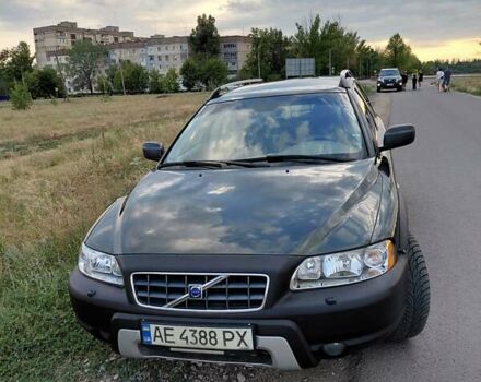 Зелений Вольво ХС70, об'ємом двигуна 2.4 л та пробігом 236 тис. км за 13500 $, фото 1 на Automoto.ua