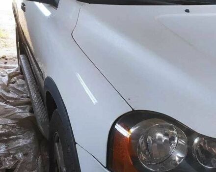 Белый Вольво ХС90, объемом двигателя 2.4 л и пробегом 350 тыс. км за 9000 $, фото 18 на Automoto.ua