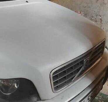 Білий Вольво ХС90, об'ємом двигуна 2.4 л та пробігом 350 тис. км за 9000 $, фото 16 на Automoto.ua