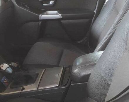 Білий Вольво ХС90, об'ємом двигуна 2.4 л та пробігом 350 тис. км за 9000 $, фото 4 на Automoto.ua