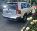 Белый Вольво ХС90, объемом двигателя 2.4 л и пробегом 246 тыс. км за 12000 $, фото 1 на Automoto.ua