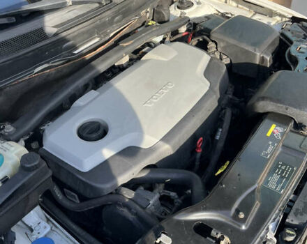 Белый Вольво ХС90, объемом двигателя 2.4 л и пробегом 375 тыс. км за 12500 $, фото 15 на Automoto.ua