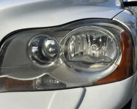 Белый Вольво ХС90, объемом двигателя 2.4 л и пробегом 375 тыс. км за 12500 $, фото 14 на Automoto.ua