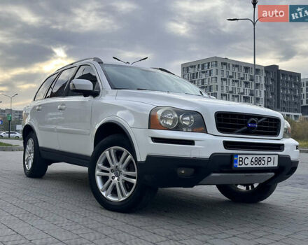 Белый Вольво ХС90, объемом двигателя 3.2 л и пробегом 157 тыс. км за 14999 $, фото 1 на Automoto.ua