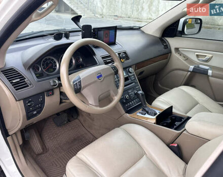 Белый Вольво ХС90, объемом двигателя 3.2 л и пробегом 157 тыс. км за 14999 $, фото 14 на Automoto.ua