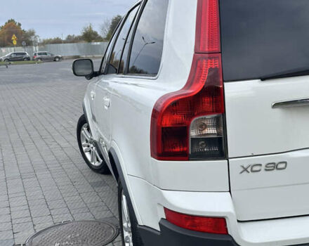Белый Вольво ХС90, объемом двигателя 3.2 л и пробегом 157 тыс. км за 14999 $, фото 6 на Automoto.ua