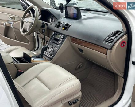 Белый Вольво ХС90, объемом двигателя 3.2 л и пробегом 157 тыс. км за 14999 $, фото 33 на Automoto.ua