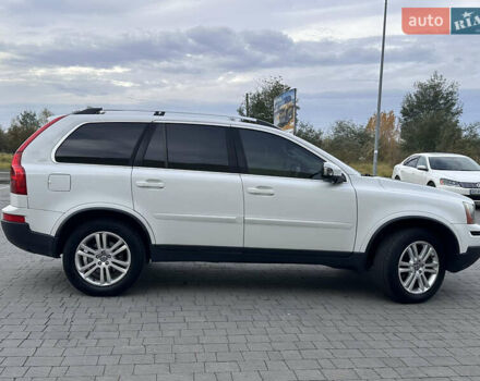 Белый Вольво ХС90, объемом двигателя 3.2 л и пробегом 157 тыс. км за 14999 $, фото 3 на Automoto.ua