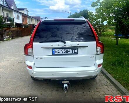 Белый Вольво ХС90, объемом двигателя 3.2 л и пробегом 142 тыс. км за 15500 $, фото 2 на Automoto.ua