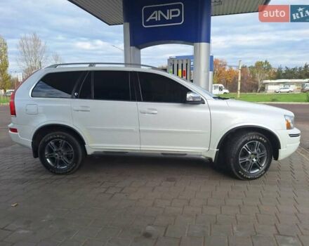 Белый Вольво ХС90, объемом двигателя 2.4 л и пробегом 139 тыс. км за 18500 $, фото 4 на Automoto.ua