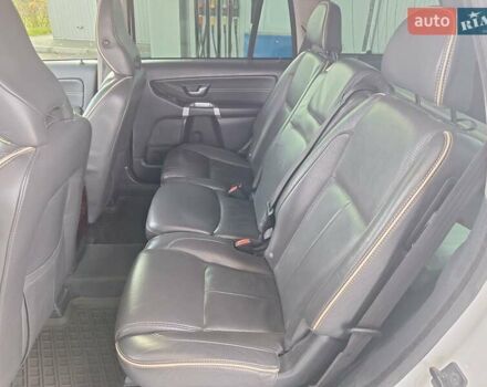 Белый Вольво ХС90, объемом двигателя 2.4 л и пробегом 139 тыс. км за 18500 $, фото 13 на Automoto.ua