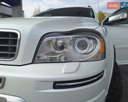 Белый Вольво ХС90, объемом двигателя 2.4 л и пробегом 139 тыс. км за 18500 $, фото 31 на Automoto.ua