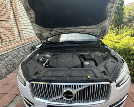 Вольво ХС90 2015 в Чугуеве на Automoto.ua Белый Вольво ХС90, объемом двигателя 1.97 л и пробегом 150 тыс. км за 28000 $, фото 16 на Automoto.ua