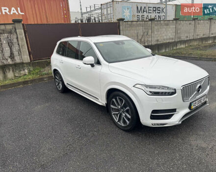 Белый Вольво ХС90, объемом двигателя 1.97 л и пробегом 176 тыс. км за 31999 $, фото 3 на Automoto.ua