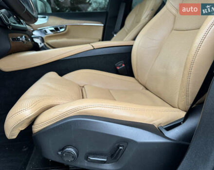 Білий Вольво ХС90, об'ємом двигуна 1.97 л та пробігом 210 тис. км за 26850 $, фото 22 на Automoto.ua