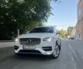 Белый Вольво ХС90, объемом двигателя 1.97 л и пробегом 300 тыс. км за 22900 $, фото 1 на Automoto.ua