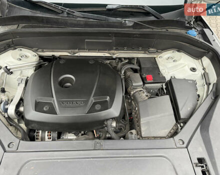 Білий Вольво ХС90, об'ємом двигуна 1.97 л та пробігом 210 тис. км за 26850 $, фото 37 на Automoto.ua