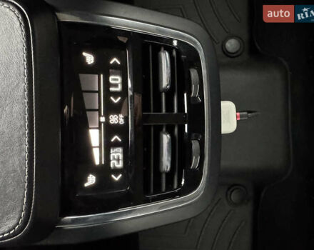 Белый Вольво ХС90, объемом двигателя 1.97 л и пробегом 176 тыс. км за 31999 $, фото 16 на Automoto.ua