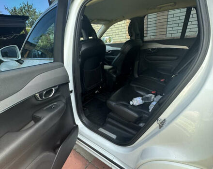 Вольво ХС90 2015 в Чугуеве на Automoto.ua Белый Вольво ХС90, объемом двигателя 1.97 л и пробегом 150 тыс. км за 28000 $, фото 6 на Automoto.ua