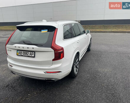 Белый Вольво ХС90, объемом двигателя 1.97 л и пробегом 176 тыс. км за 31999 $, фото 2 на Automoto.ua