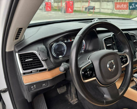 Білий Вольво ХС90, об'ємом двигуна 1.97 л та пробігом 210 тис. км за 26850 $, фото 28 на Automoto.ua