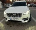 Белый Вольво ХС90, объемом двигателя 1.97 л и пробегом 320 тыс. км за 17500 $, фото 1 на Automoto.ua