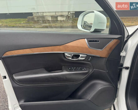 Белый Вольво ХС90, объемом двигателя 1.97 л и пробегом 176 тыс. км за 31999 $, фото 15 на Automoto.ua