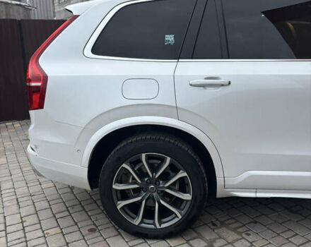 Белый Вольво ХС90, объемом двигателя 1.97 л и пробегом 278 тыс. км за 23900 $, фото 38 на Automoto.ua