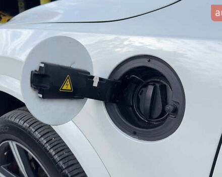 Білий Вольво ХС90, об'ємом двигуна 1.97 л та пробігом 185 тис. км за 35000 $, фото 9 на Automoto.ua