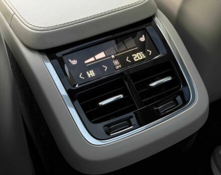 Білий Вольво ХС90, об'ємом двигуна 2 л та пробігом 133 тис. км за 24500 $, фото 14 на Automoto.ua