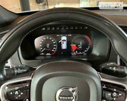 Белый Вольво ХС90, объемом двигателя 2 л и пробегом 132 тыс. км за 45000 $, фото 5 на Automoto.ua