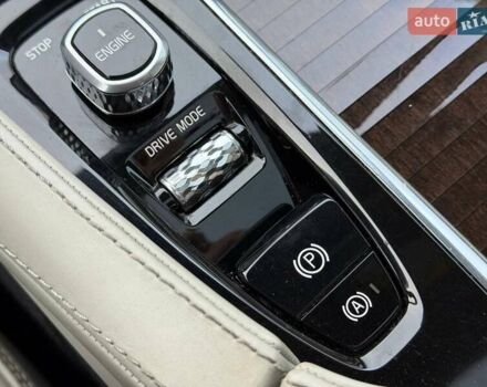 Білий Вольво ХС90, об'ємом двигуна 1.97 л та пробігом 133 тис. км за 24500 $, фото 71 на Automoto.ua