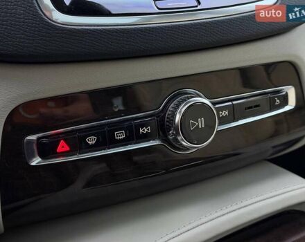 Білий Вольво ХС90, об'ємом двигуна 1.97 л та пробігом 133 тис. км за 24500 $, фото 64 на Automoto.ua