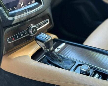 Білий Вольво ХС90, об'ємом двигуна 2 л та пробігом 73 тис. км за 7500 $, фото 11 на Automoto.ua