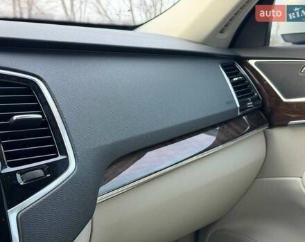 Білий Вольво ХС90, об'ємом двигуна 1.97 л та пробігом 133 тис. км за 24500 $, фото 72 на Automoto.ua