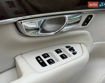 Білий Вольво ХС90, об'ємом двигуна 1.97 л та пробігом 133 тис. км за 24500 $, фото 40 на Automoto.ua