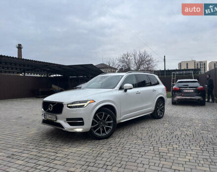 Белый Вольво ХС90, объемом двигателя 1.97 л и пробегом 278 тыс. км за 23900 $, фото 1 на Automoto.ua