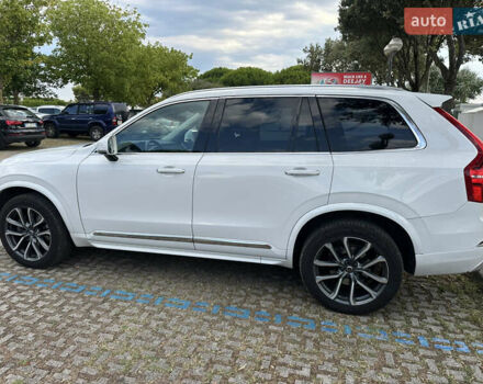 Белый Вольво ХС90, объемом двигателя 1.97 л и пробегом 330 тыс. км за 29999 $, фото 10 на Automoto.ua