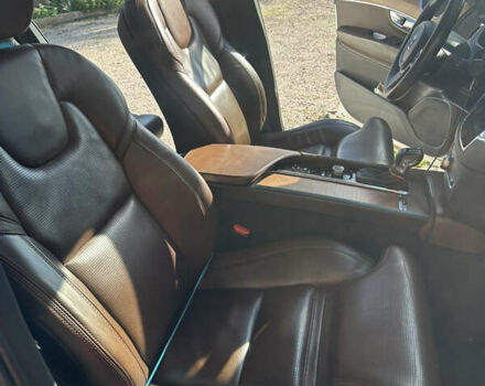 Белый Вольво ХС90, объемом двигателя 1.97 л и пробегом 330 тыс. км за 29999 $, фото 32 на Automoto.ua