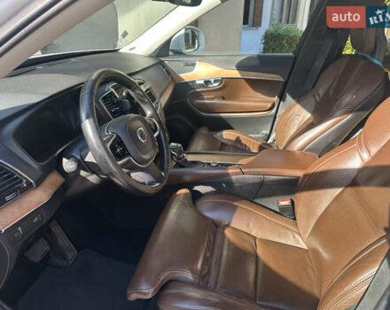 Белый Вольво ХС90, объемом двигателя 1.97 л и пробегом 330 тыс. км за 29999 $, фото 37 на Automoto.ua