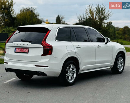 Белый Вольво ХС90, объемом двигателя 2 л и пробегом 395 тыс. км за 21999 $, фото 6 на Automoto.ua